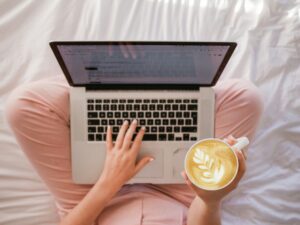 Jak zamówić e-receptę przez Internet? Sprawdź nasz poradnik!